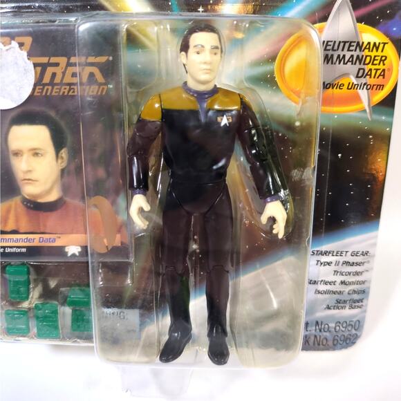 Star Trek The Next Generation Lieutenant Commander Data in Movie Uniform Figure - Picture 2 of 3